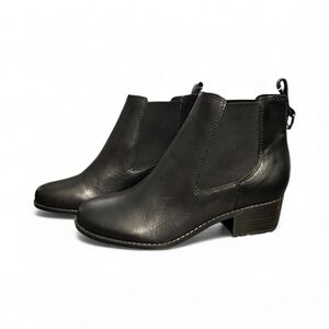 SOLD NEW Easy Spirit Women’s Cabott Ankle Boots Leather Winter Booties Black Siz